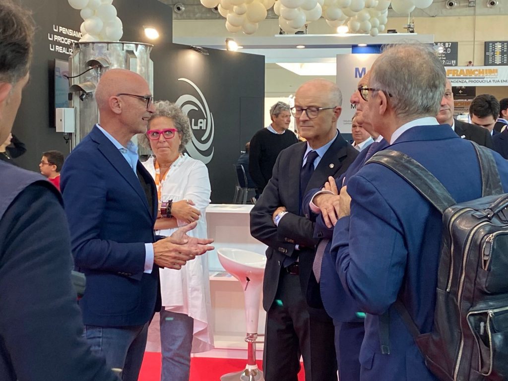 Dal digestore anaerobico in scala ridotta all’insetticoltura sostenibile. Un Ecomondo nel segno dell’innovazione. 1 WhatsApp Image 2022 11 11 at 13.32.41